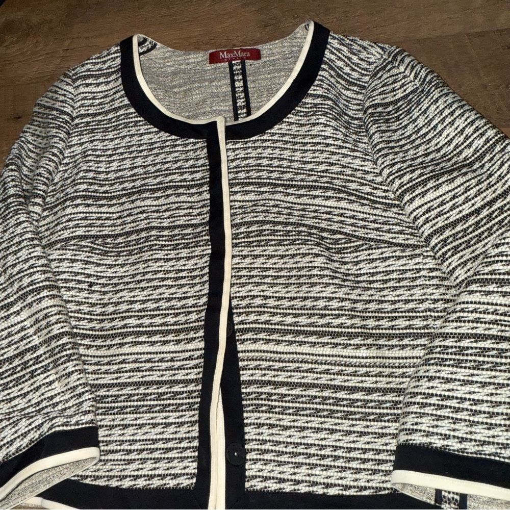 MaxMara Beige and Black Textured Top